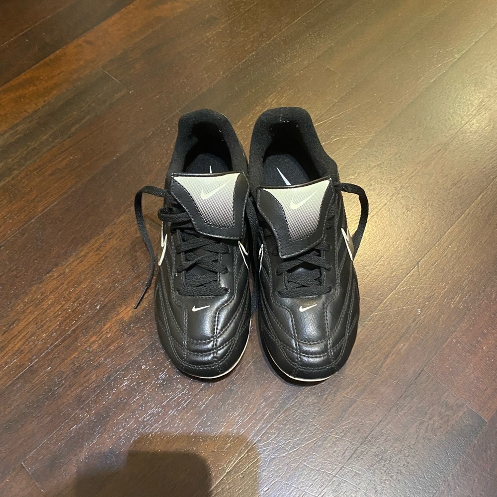 Kids Nike Soccer Cleats